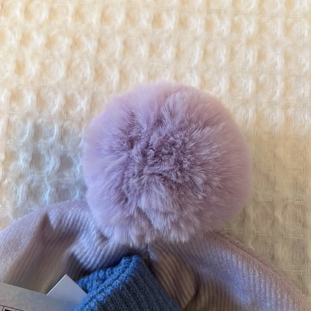 Disney Frozen Girls Cuff Pom Beanie and Gloves Set New With Tags